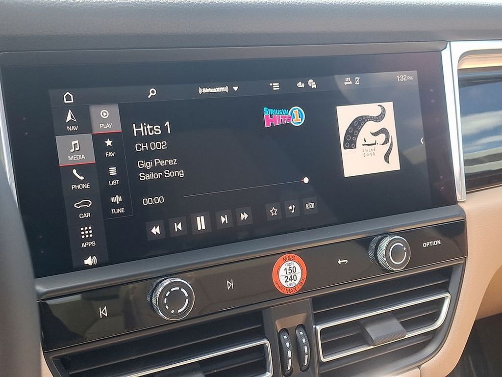 Thumbnail: 2025 Porsche Macan - 20