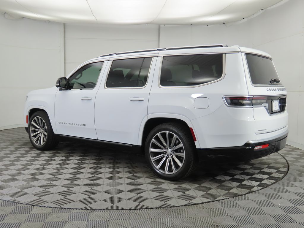 Thumbnail: 2023 Jeep Grand Wagoneer - 7