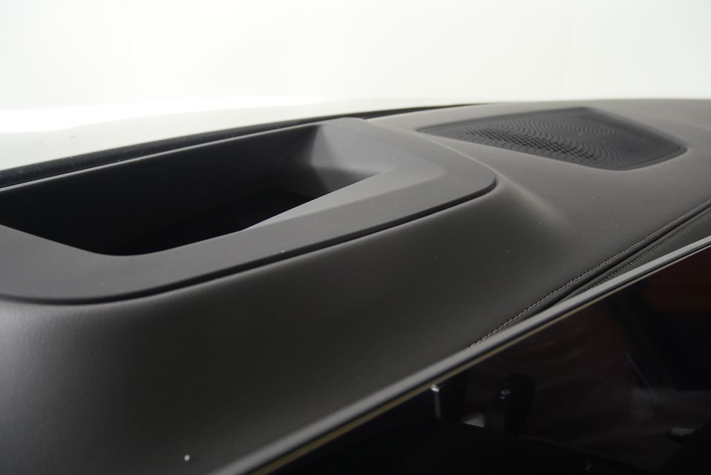 Thumbnail: 2026 BMW X5 - 19