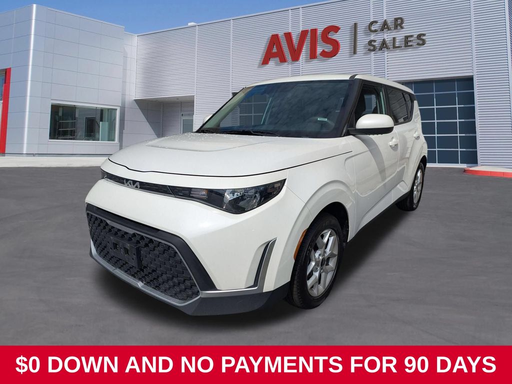 Snow White Pearl 2024 Kia Soul SUV / Crossover Front-Wheel Drive Continuously Variable Transmission