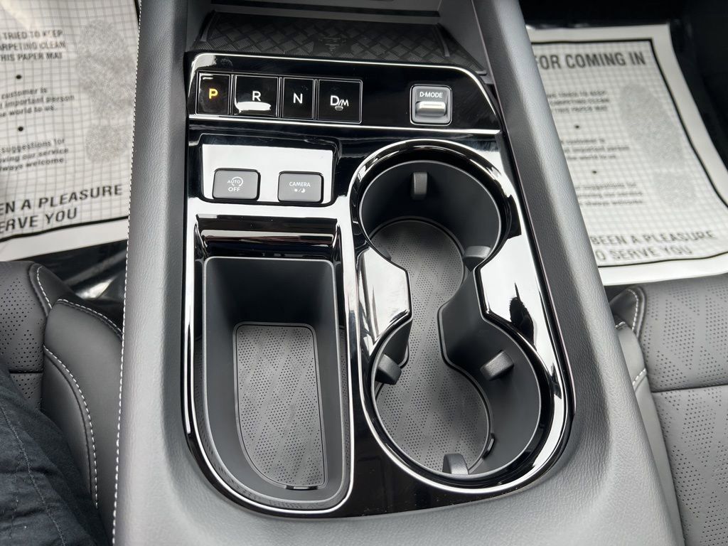 2025 Super Black Nissan Murano Platinum AWD SUV