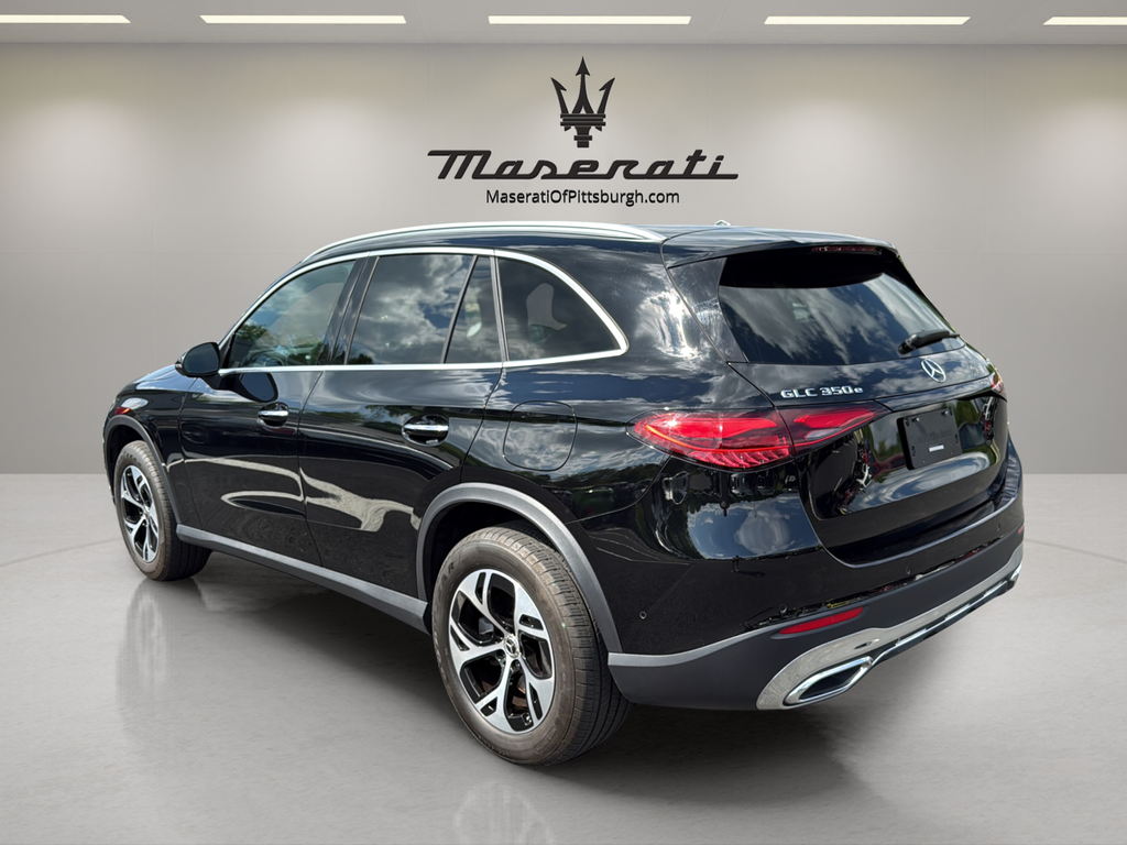 2025 Mercedes-Benz GLC
