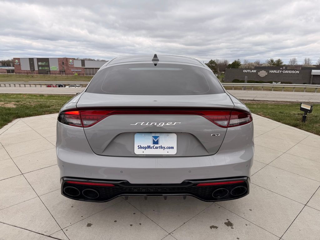 View vehicle photo 7