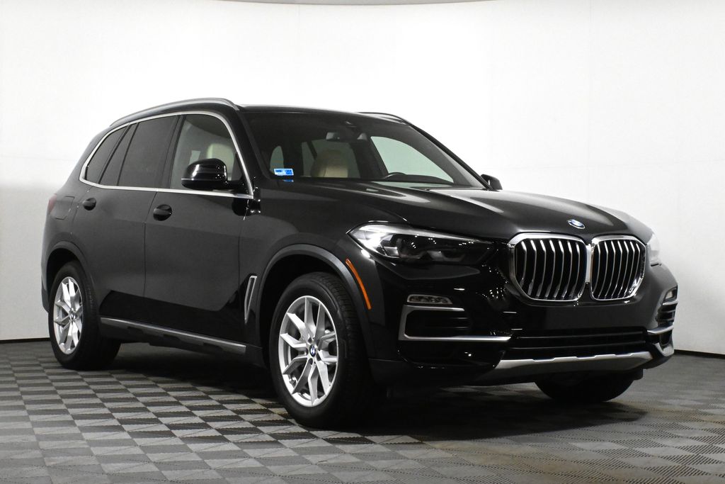 Thumbnail: 2021 BMW X5 - 9