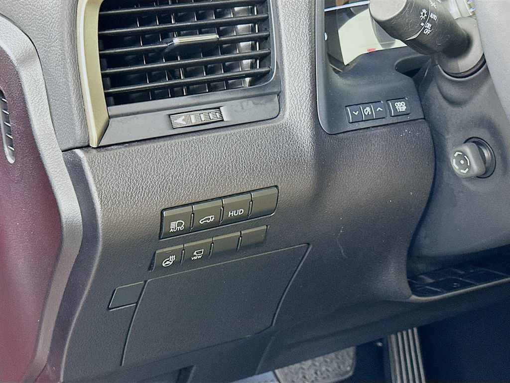 Thumbnail: 2022 Lexus RX - 10