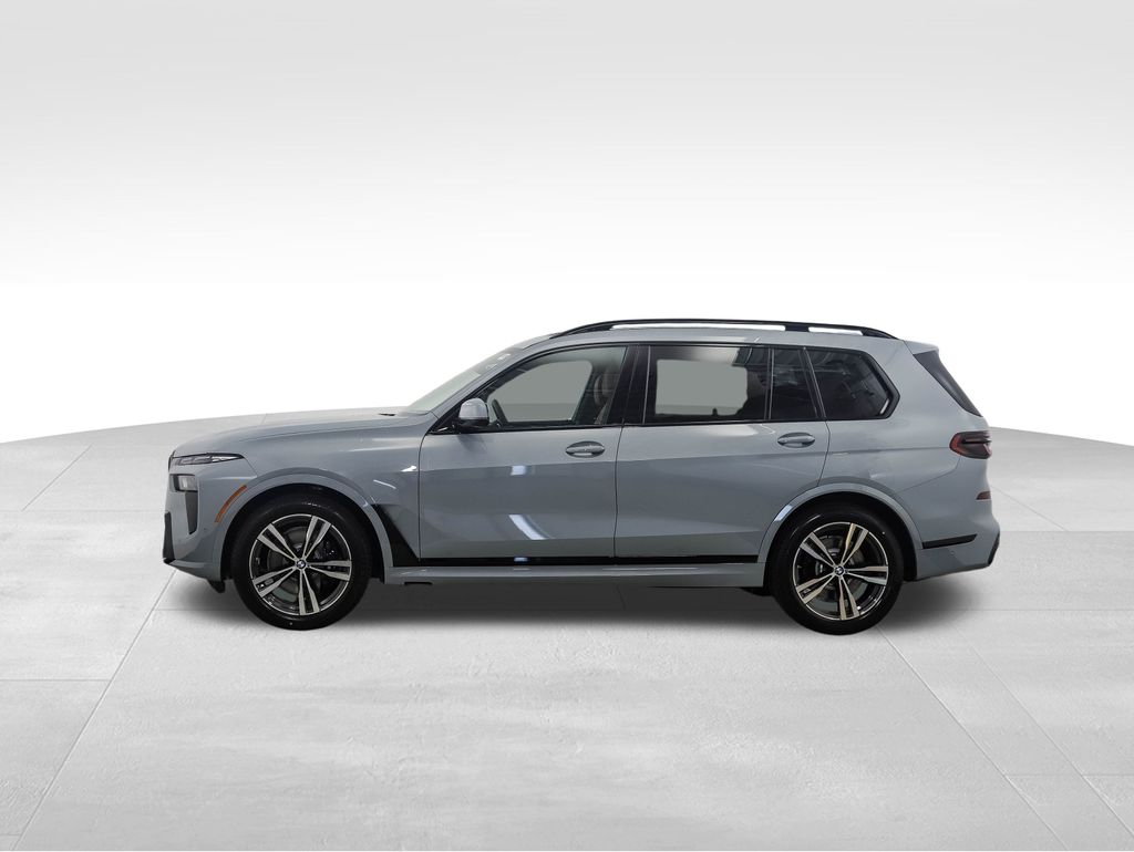 Thumbnail: 2026 BMW X7 - 3