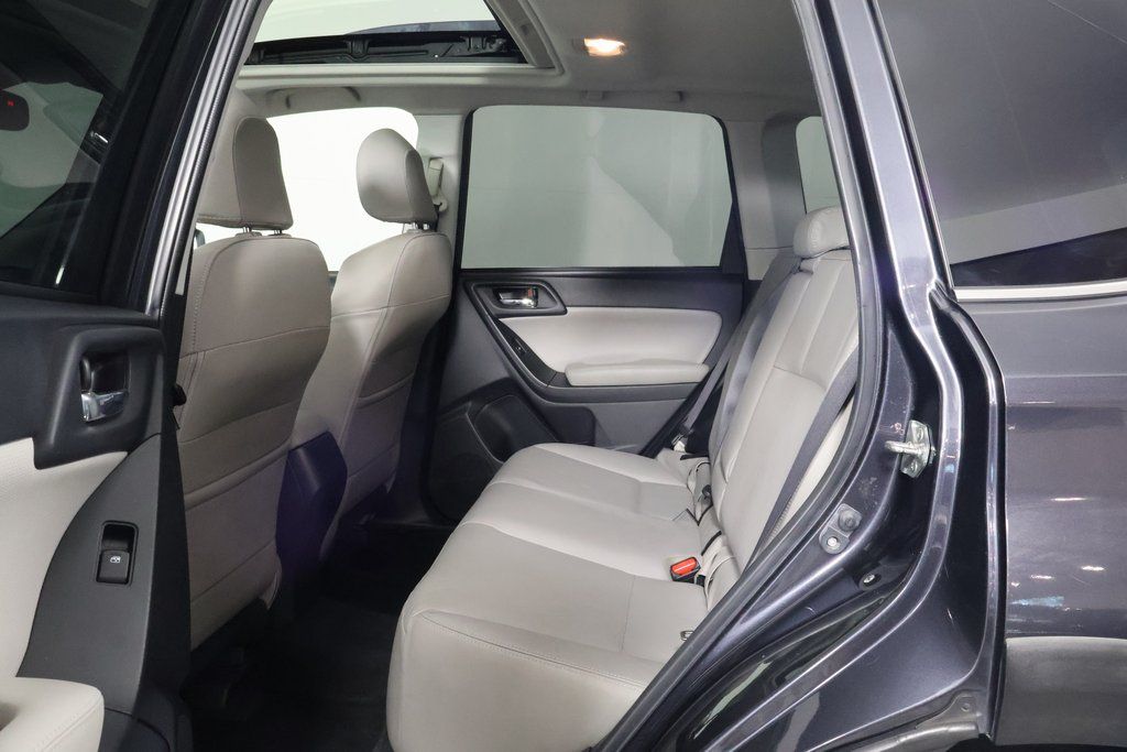 Thumbnail: 2016 Subaru Forester - 11