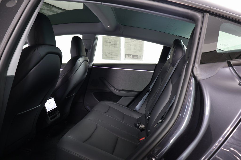Thumbnail: 2024 Tesla Model 3 - 11