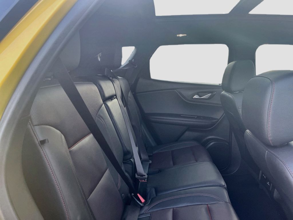 Used 2022 Yellow Chevrolet RS image 28