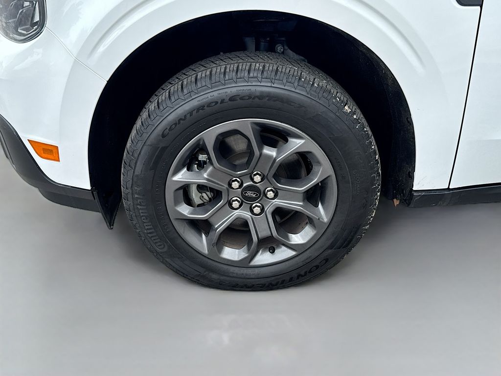 Used 2024 White Ford XLT image 29