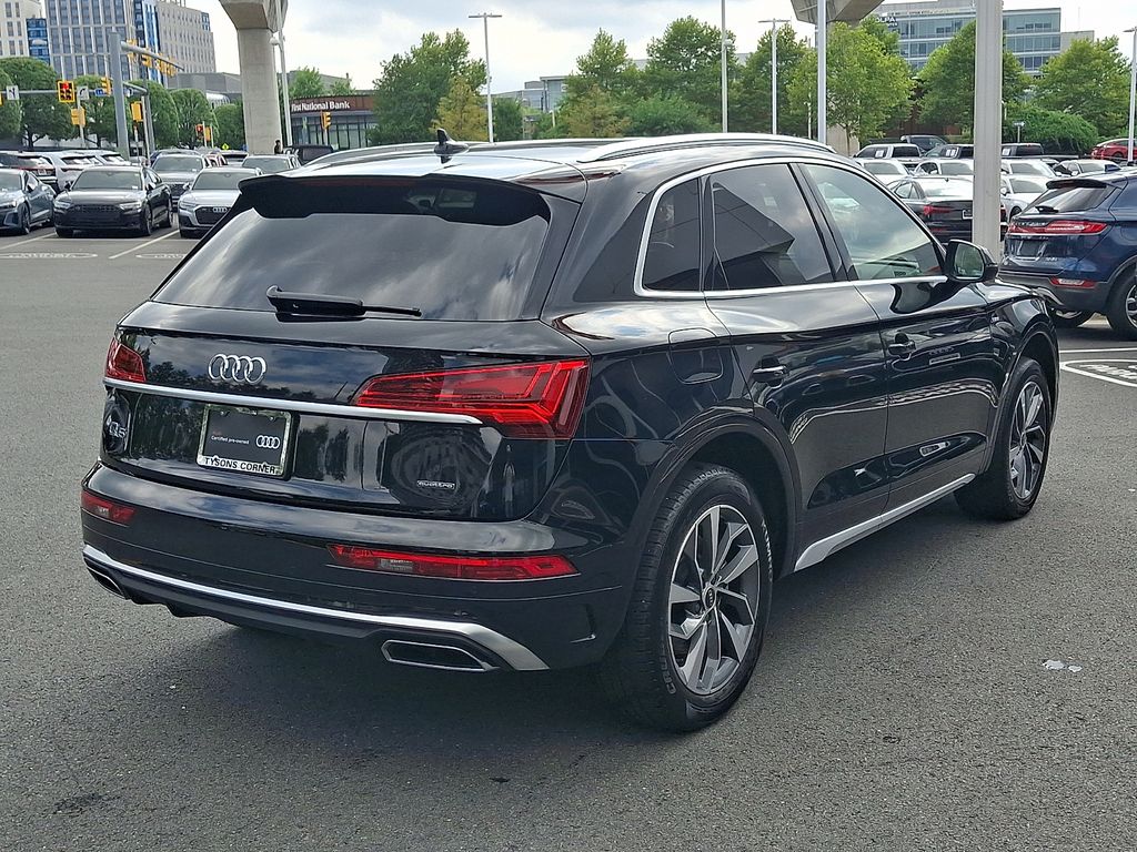 Thumbnail: 2023 Audi Q5 - 4