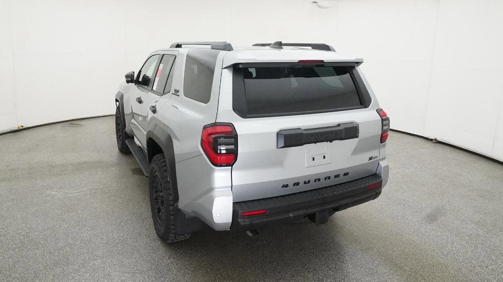Thumbnail: 2025 Toyota 4Runner - 25