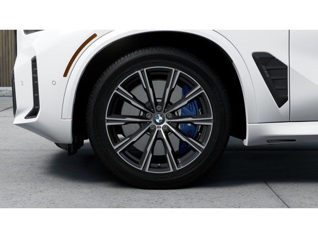 New 2026 White BMW xDrive40i image 7
