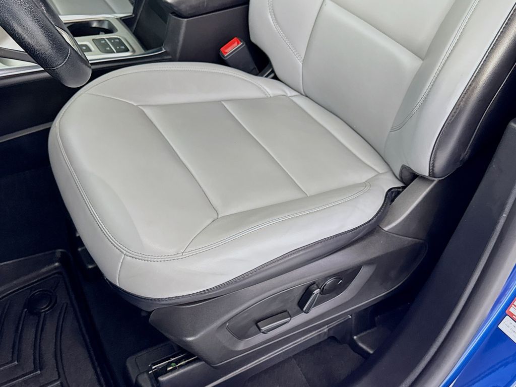 Used Car 2021 Ford Explorer  Xlt For Sale Under $20,000 In Austin, Texas