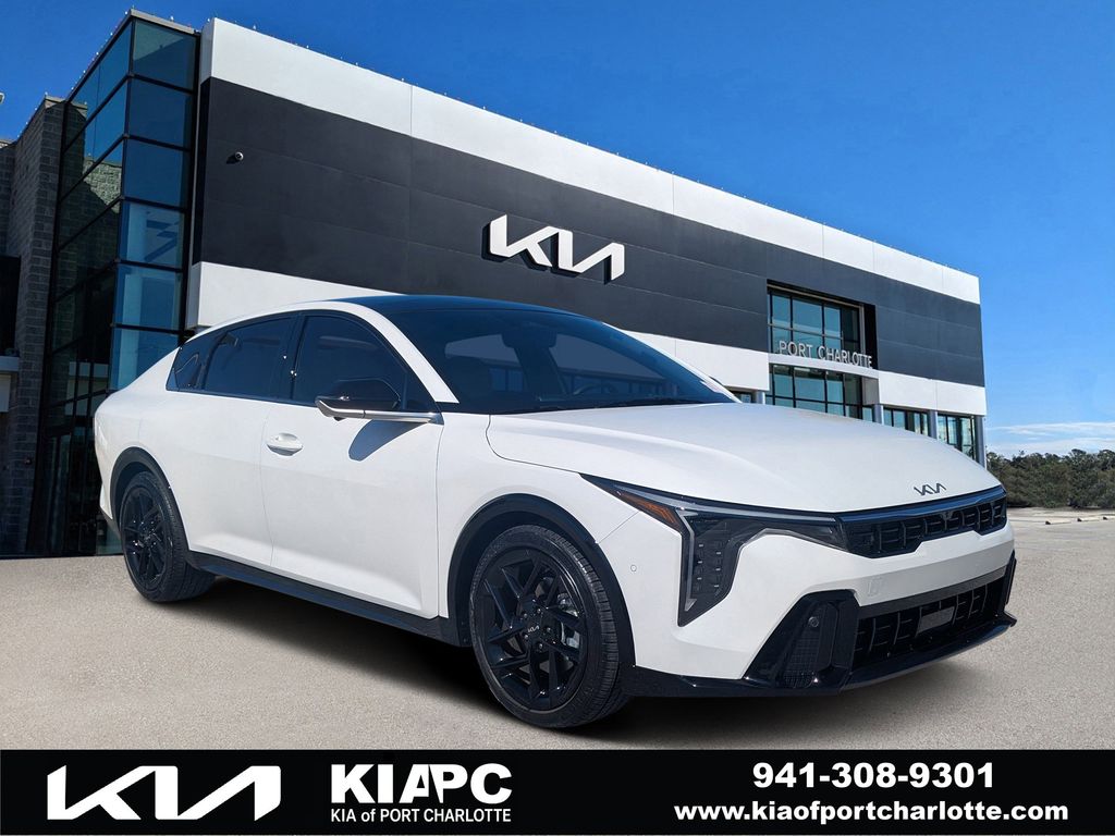 2025 Kia K4 GT-Line Turbo FWD