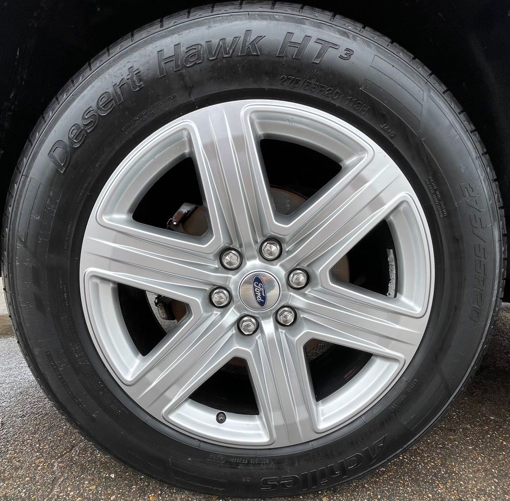 2019 Ford Expedition XLT Silver at Autostrade