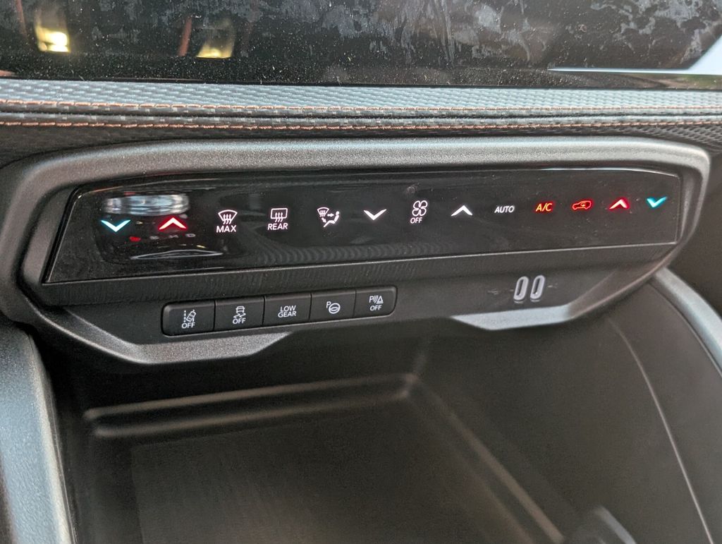 new 2026 Jeep Cherokee car, priced at $41,810