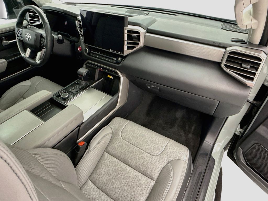 Thumbnail: 2024 Toyota Sequoia - 16