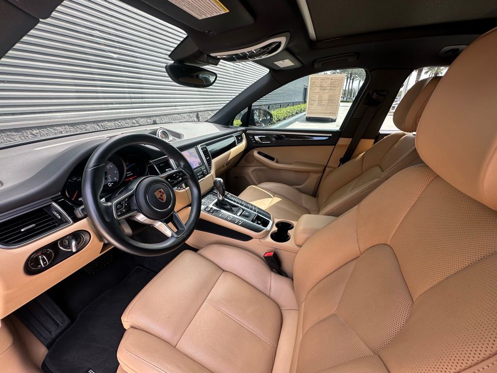 Thumbnail: 2018 Porsche Macan - 4