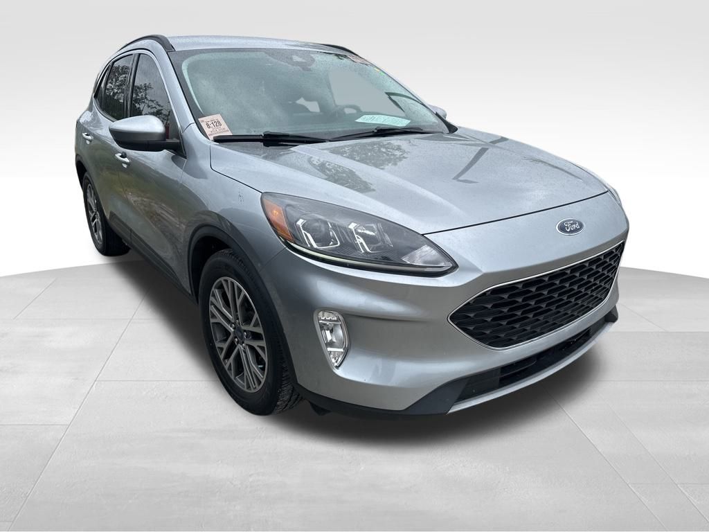 2022 Silver Metallic Ford Escape SEL FWD SUV