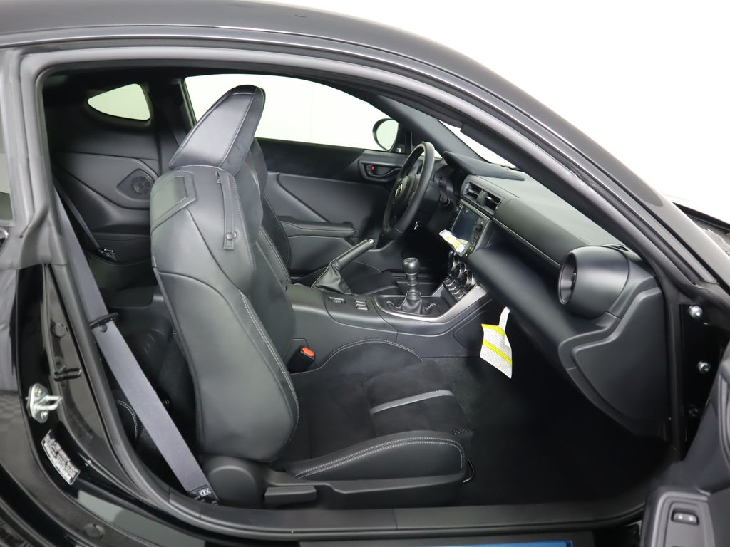 Thumbnail: 2024 Toyota GR86 - 21