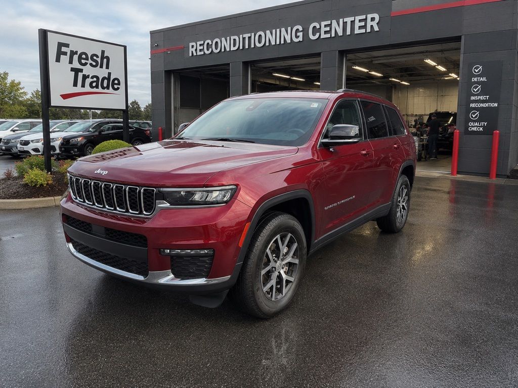 2023 Jeep Grand Cherokee L Limited 4x4's photo