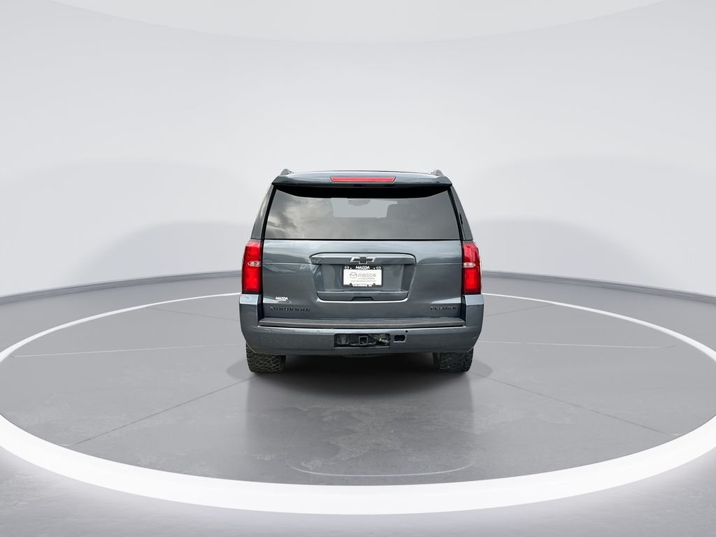 2019 Chevrolet Suburban Premier - 6
