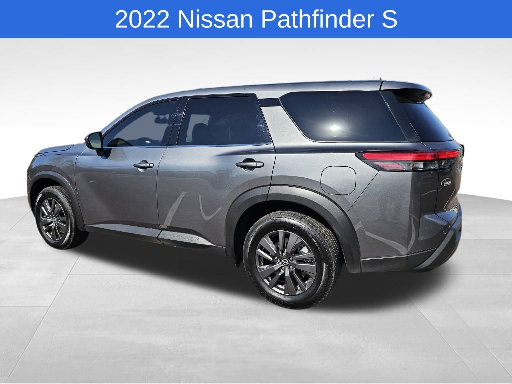 2022 Nissan Pathfinder S 5