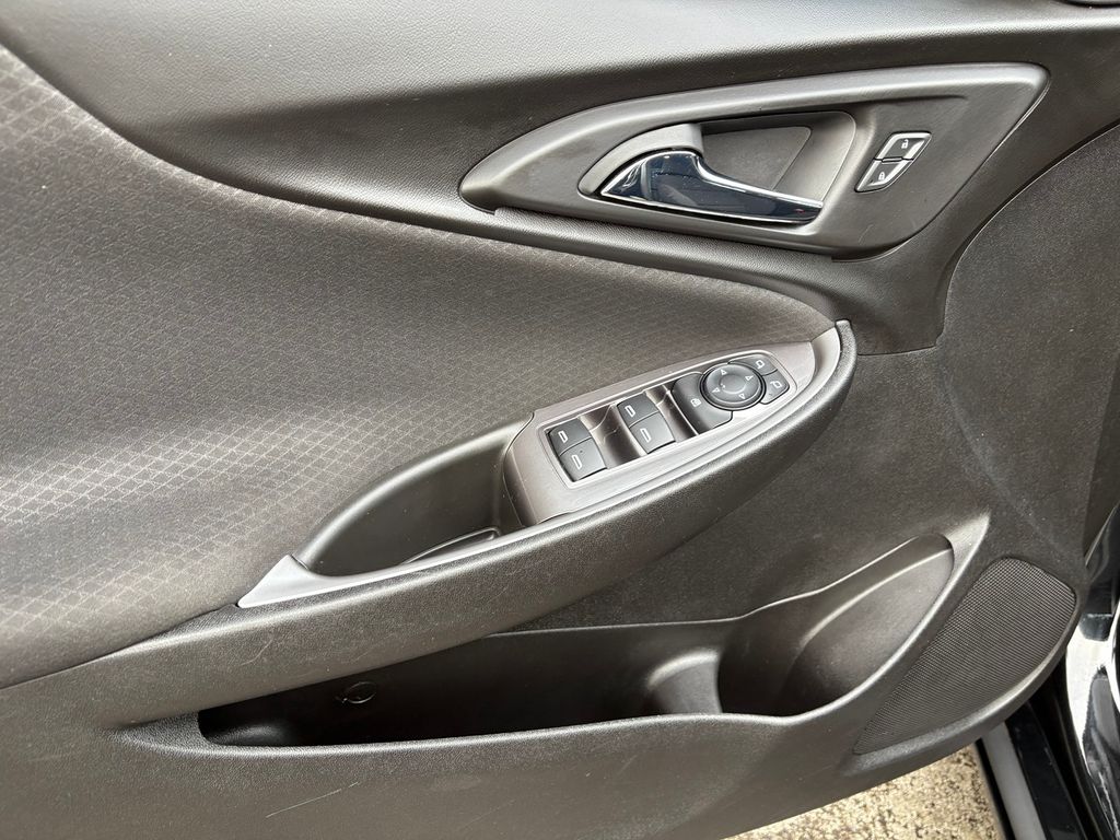 2020 Chevrolet Malibu LS