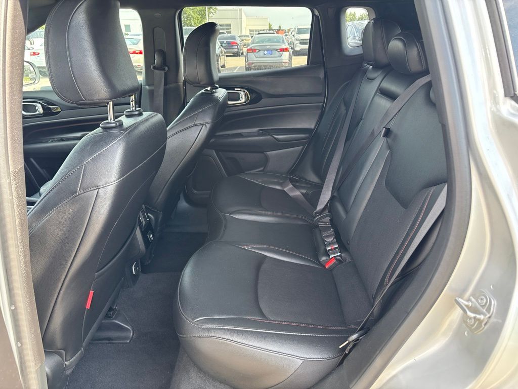 Used 2025 Jeep Compass SUV