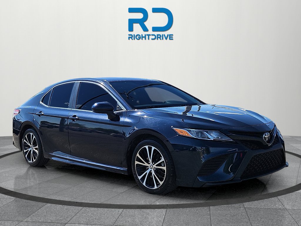 Teal (Aqua) 2020 Toyota Camry SE FWD Sedan Front-Wheel Drive 8-Speed Automatic