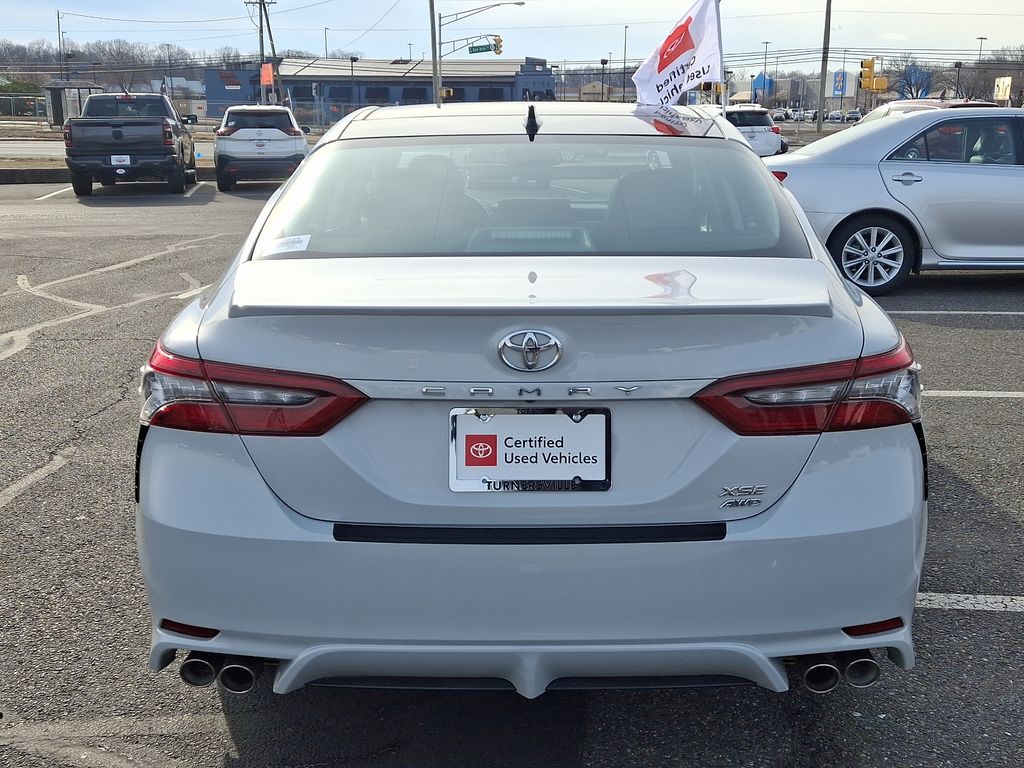 2022 Toyota Camry XSE 5