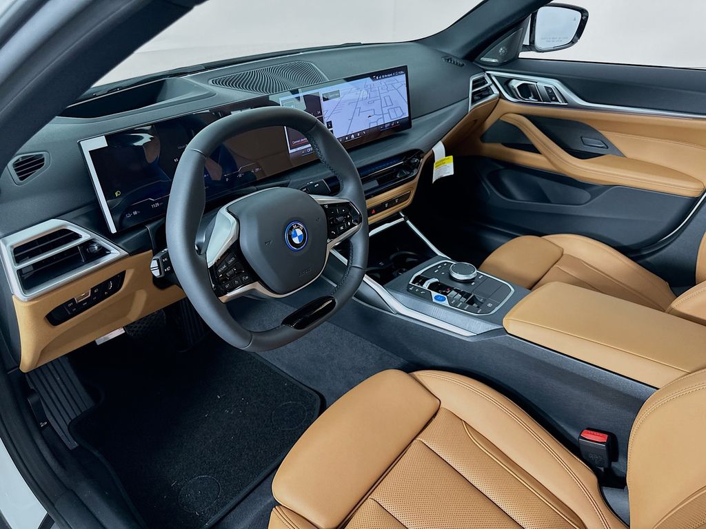 2025 BMW i4 eDrive40 9