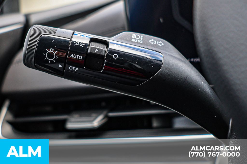 Used 2025 Black Kia SX image 35