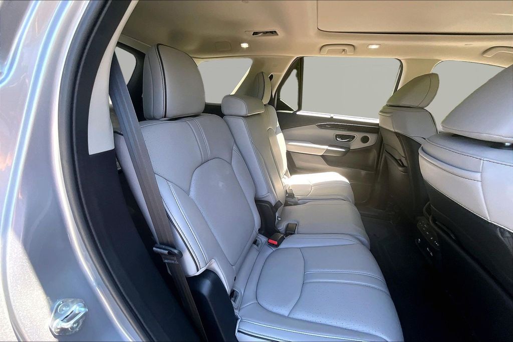 Used 2023 Honda Pilot SUV