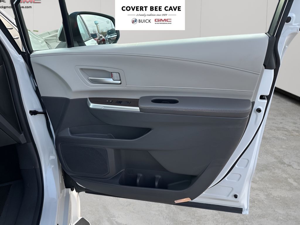 Used Car 2024 Toyota Sienna  Xle For Sale Under $80,000 In Austin, Texas