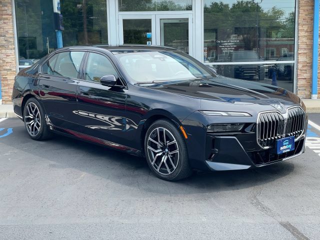 Carbon Black Metallic 2025 BMW 7 Series Sedan All-Wheel Drive 8-Speed Automatic