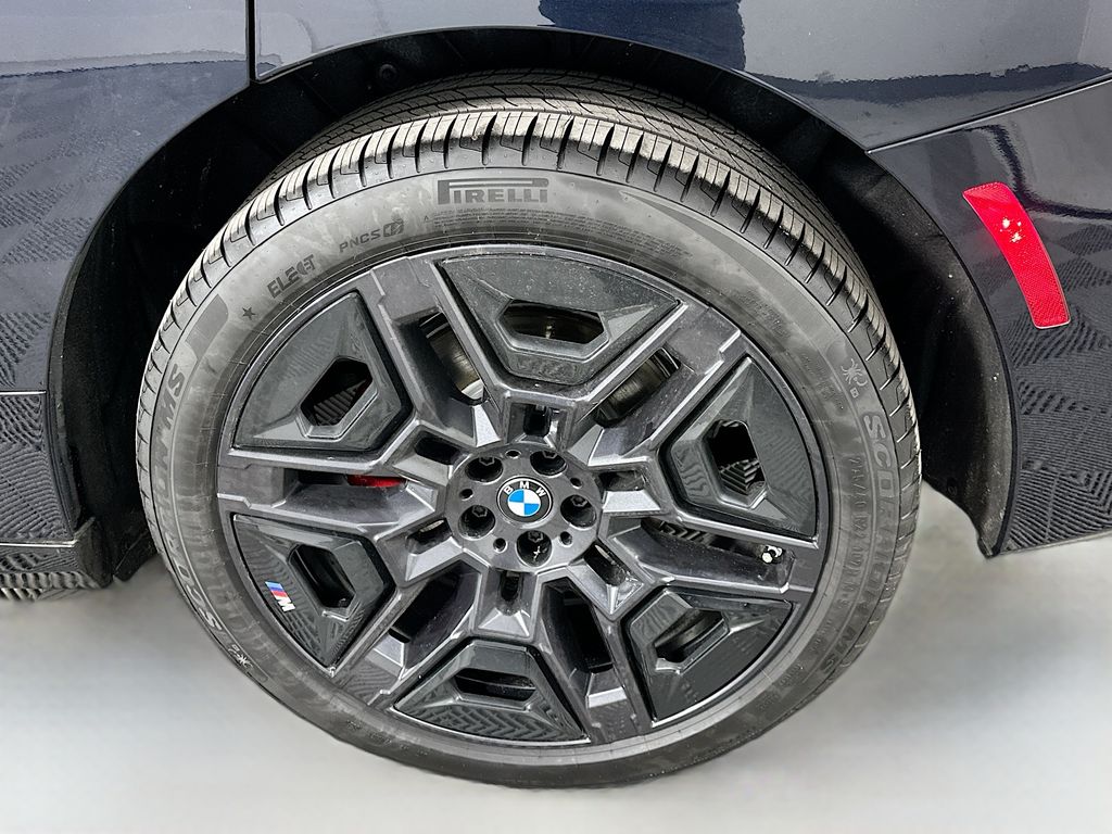 Thumbnail: 2026 BMW iX - 23