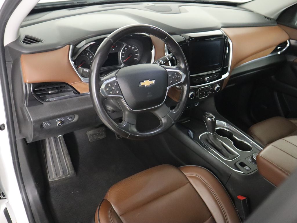Thumbnail: 2018 Chevrolet Traverse - 9