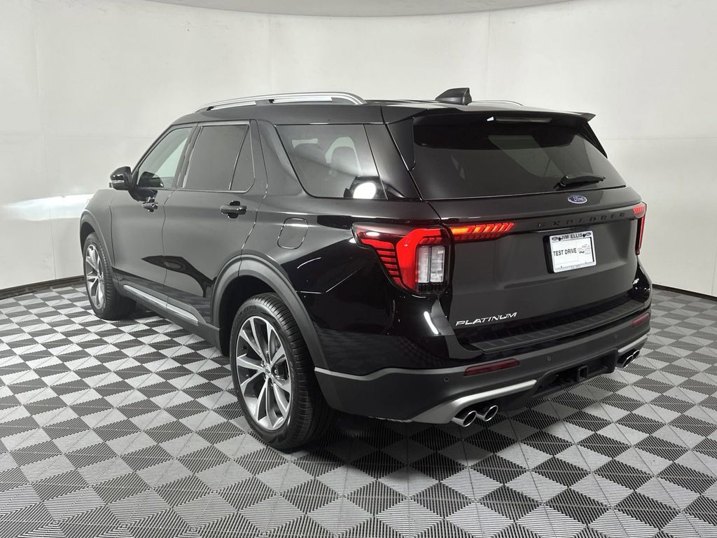 2025 Ford Explorer Platinum 5