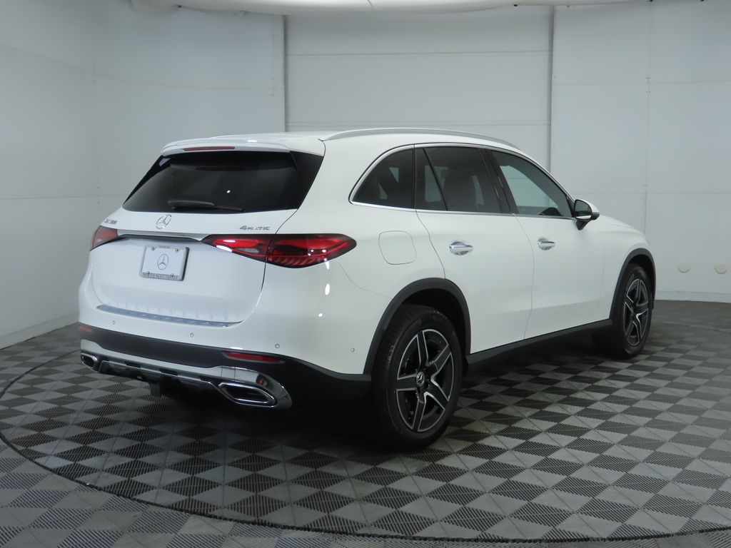 Thumbnail: 2026 Mercedes-Benz GLC - 5