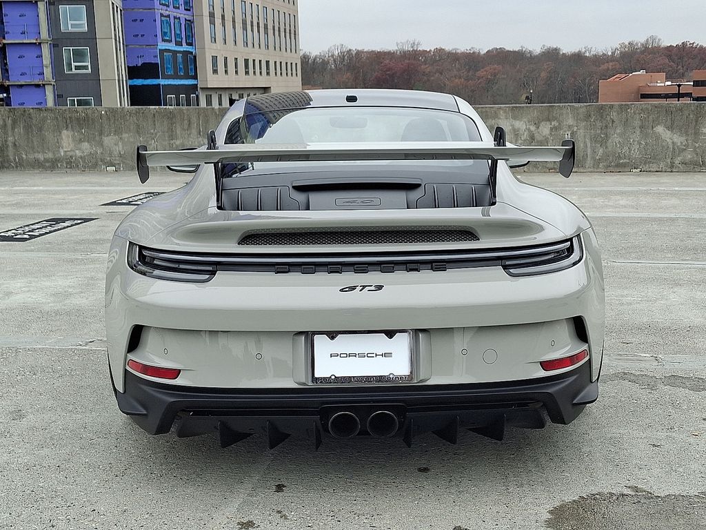 Thumbnail: 2022 Porsche 911 - 9