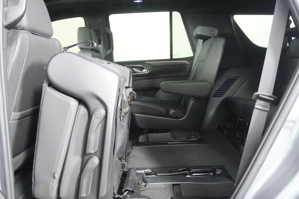 Thumbnail: 2024 Chevrolet Tahoe - 19