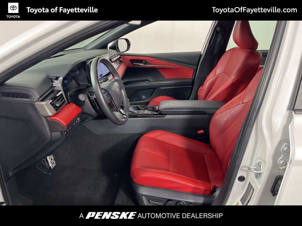 Thumbnail: 2025 Toyota Camry - 21