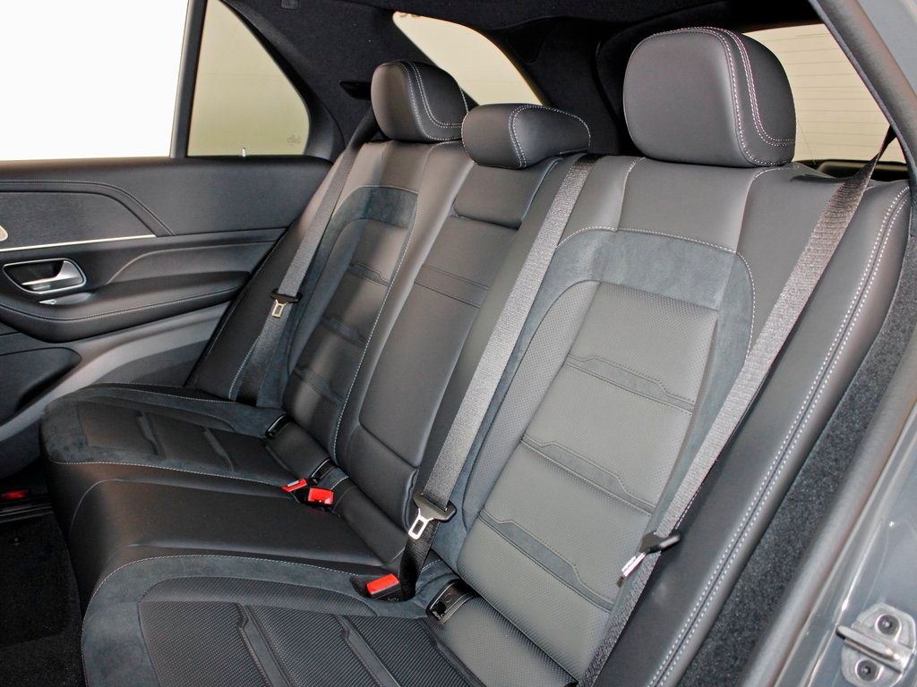 used 2026 Mercedes-Benz GLE car, priced at $87,905