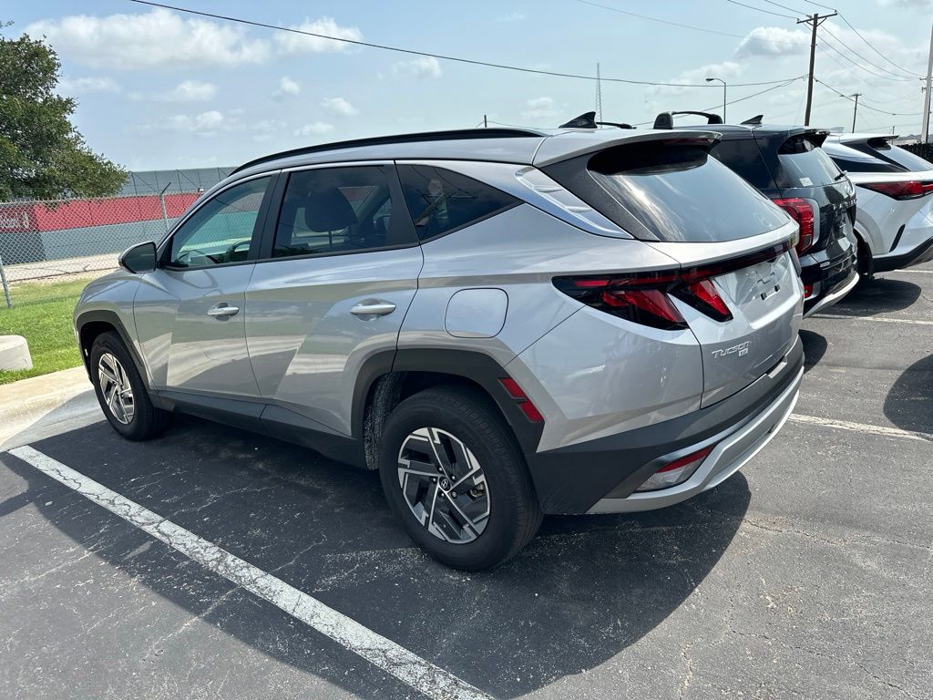 Thumbnail: 2025 Hyundai Tucson - 3