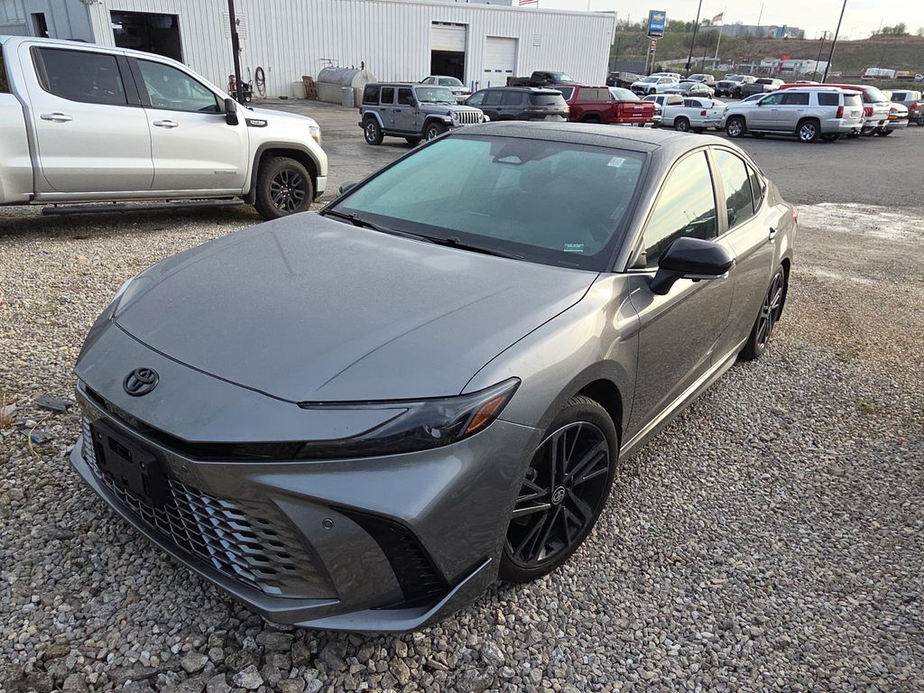 View vehicle photo 3