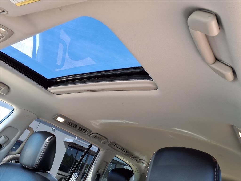 2020 Nissan Armada SL - 9