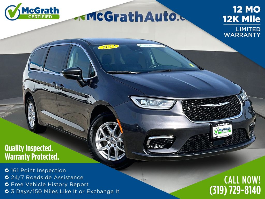 Gray (Granite Crystal Metallic Clearcoat) 2023 Chrysler Pacifica Minivan Front-Wheel Drive 9-Speed Automatic