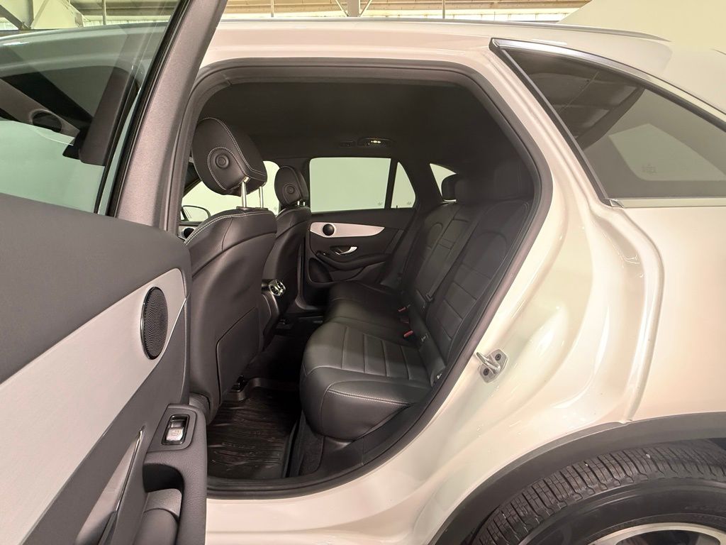 2021 Mercedes-Benz GLC GLC 300